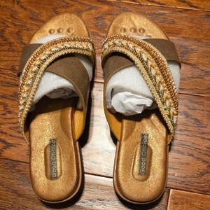 Good Choice Women's Gold and Tan Embellished Sandals